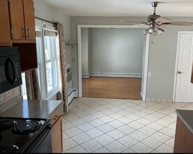 50 Magnolia St in New Britain, CT - Building Photo - Building Photo