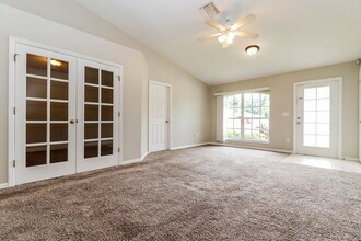 1828 SW 10th Terrace in Cape Coral, FL - Building Photo - Building Photo