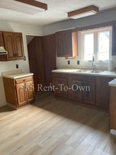 7020 Laur Rd in Niagara Falls, NY - Building Photo - Building Photo