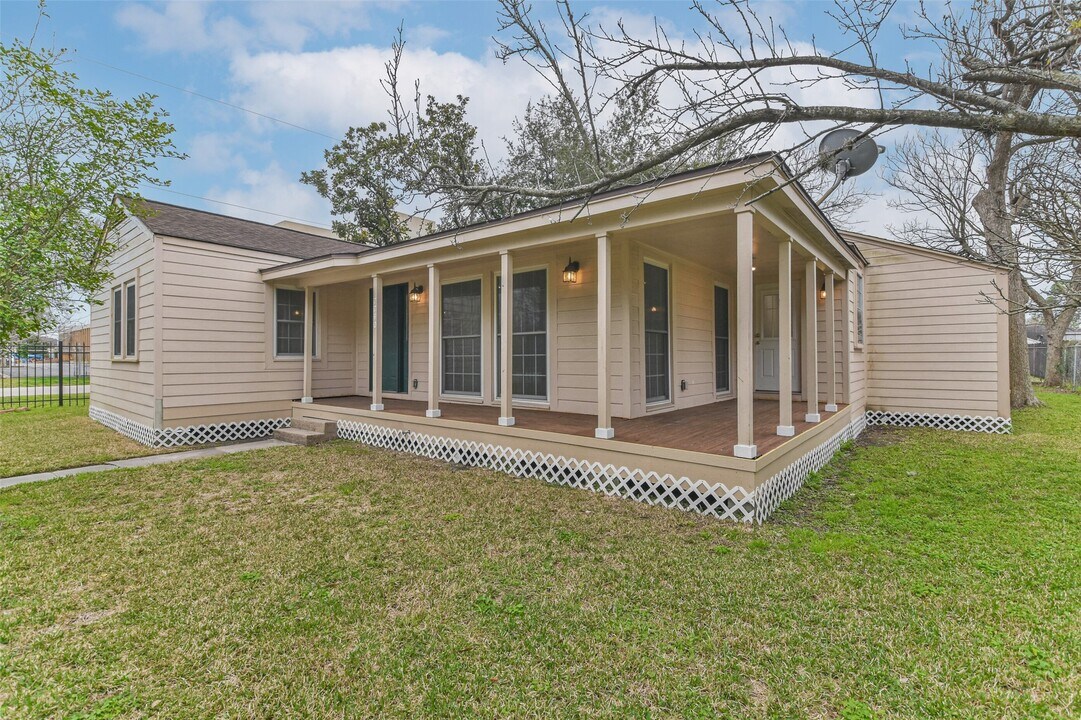 7740 Camwood St in Houston, TX - Building Photo