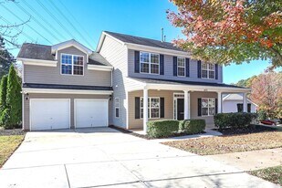 10122 Victoria Blake Dr in Cornelius, NC - Building Photo