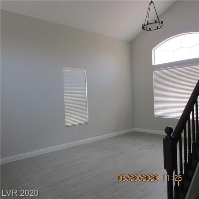 7832 Blue Eagle Way in Las Vegas, NV - Building Photo - Building Photo