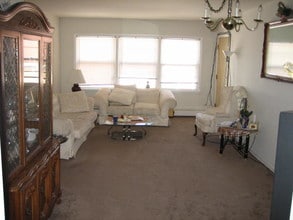 4725 Main St in Skokie, IL - Building Photo - Building Photo