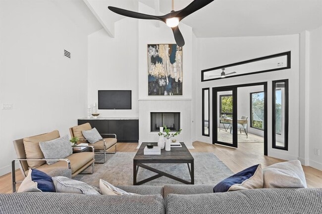 4207 Canyonside Trail in Austin, TX - Building Photo - Building Photo