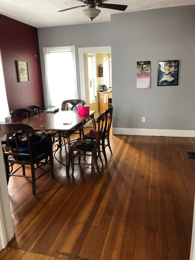 84 Hudson St, Unit #2 in Somerville, MA - Foto de edificio - Building Photo