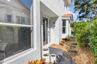 2237 NW 53rd St in Boca Raton, FL - Building Photo - Building Photo