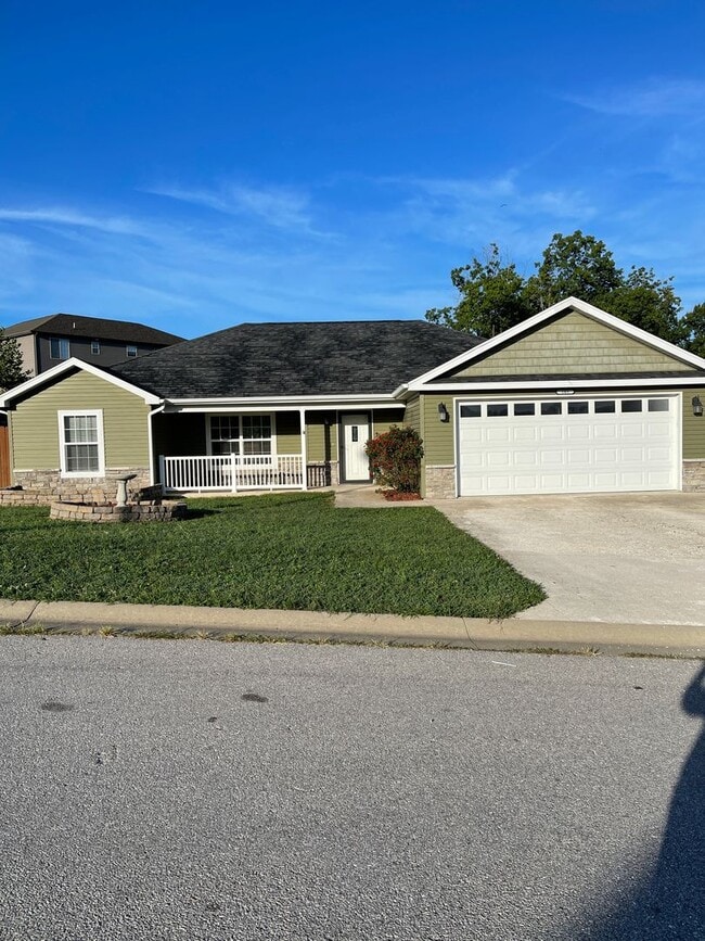 property at 103 Sandstone Dr