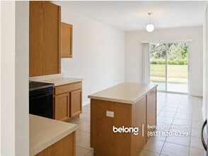 9803 33rd Ave E in Palmetto, FL - Building Photo - Building Photo