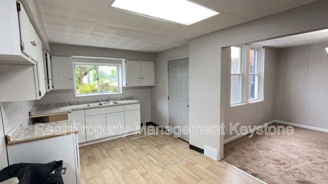 630 Margaret St in Mount Oliver, PA - Building Photo - Building Photo