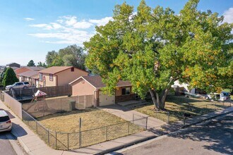 340 Walbrach Way in Fountain, CO - Building Photo - Building Photo