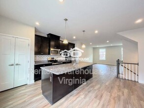 1724 Defiance Dr in Chesapeake, VA - Building Photo - Building Photo
