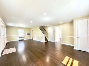 46 Houston Terrace in Stamford, CT - Building Photo - Building Photo