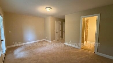 525 Portstewart Dr in Cary, NC - Building Photo - Building Photo