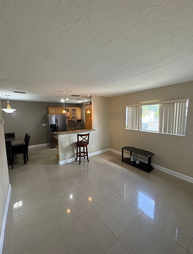 3480 NW 208th St in Miami Gardens, FL - Building Photo - Building Photo