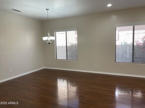 18141 W Las Palmaritas Dr in Waddell, AZ - Foto de edificio - Building Photo