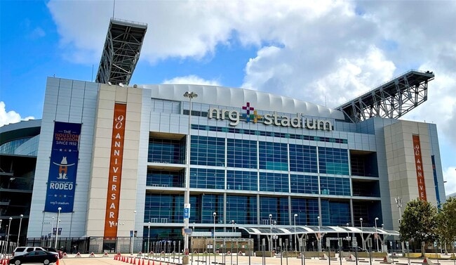 property at 8521 Hearth Dr