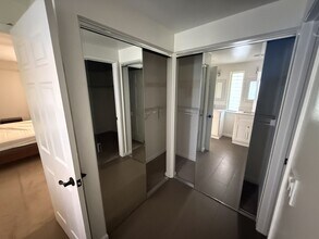 217 Starlane Dr in La Cañada Flintridge, CA - Building Photo - Building Photo