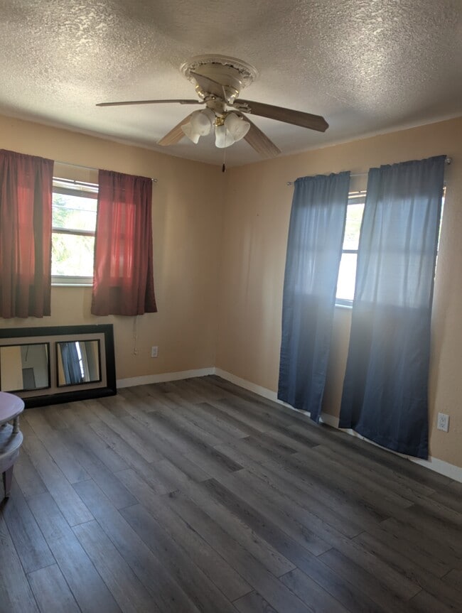 4767 1st Ave N, Unit #B