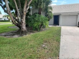 3159 SW Sunset Trace Cir in Palm City, FL - Building Photo