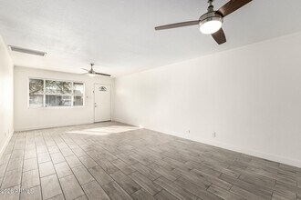 3920 W Harmont Dr in Phoenix, AZ - Building Photo - Building Photo