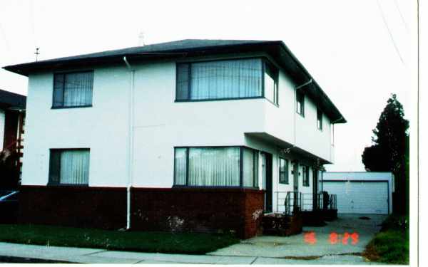 3309 Nevin Ave in Richmond, CA - Foto de edificio - Building Photo