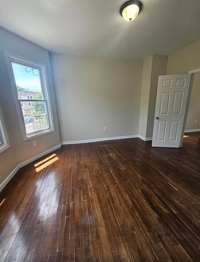 655 S 19th St, Unit 3 in Newark, NJ - Building Photo - Building Photo
