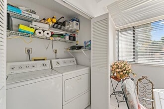 101 Sea Oats Dr in Juno Beach, FL - Building Photo - Building Photo