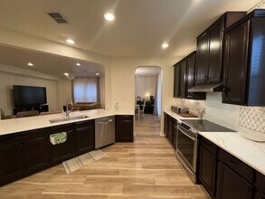 4539 Fern Hl in San Antonio, TX - Building Photo - Building Photo
