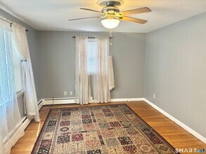 33 Spring St in Wallingford, CT - Building Photo - Building Photo