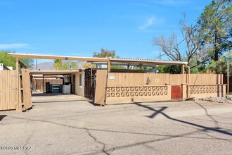 3777 E Hardy Dr in Tucson, AZ - Building Photo - Building Photo