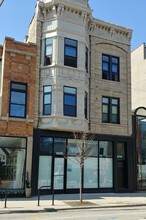 3052 N Lincoln Ave in Chicago, IL - Foto de edificio - Building Photo