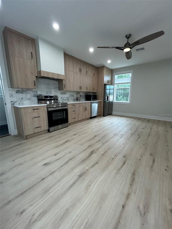 468 44th Ave NE in St. Petersburg, FL - Building Photo - Building Photo