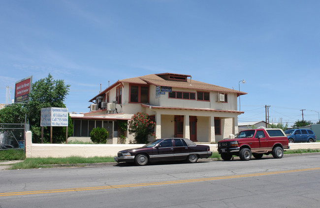 3605 Hueco Ave in El Paso, TX - Building Photo - Building Photo