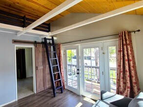 43695 Trail G in Lake Hughes, CA - Building Photo - Building Photo