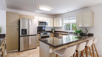 22 Kili Nahe St in Lahaina, HI - Building Photo - Building Photo