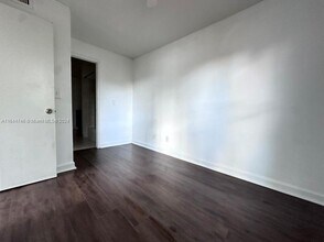 3930 NW 87th Ave, Unit 3930 in Sunrise, FL - Building Photo - Building Photo