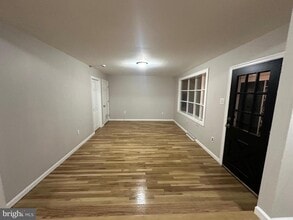 900 Scott Ave in Lindenwold, NJ - Building Photo - Building Photo