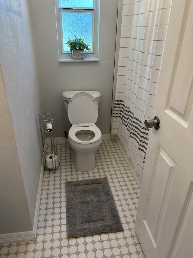 4340 Pompano Dr SE in St. Petersburg, FL - Building Photo - Building Photo