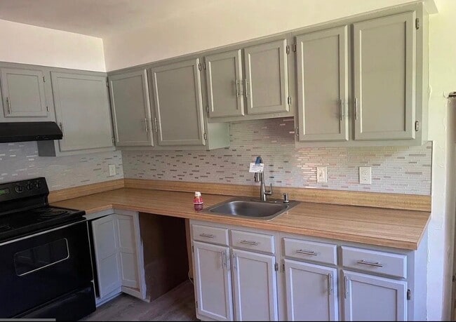 3142 W Cactus Rd in Phoenix, AZ - Building Photo - Building Photo