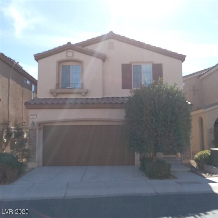 7607 Peaceful Trellis Dr in Las Vegas, NV - Building Photo