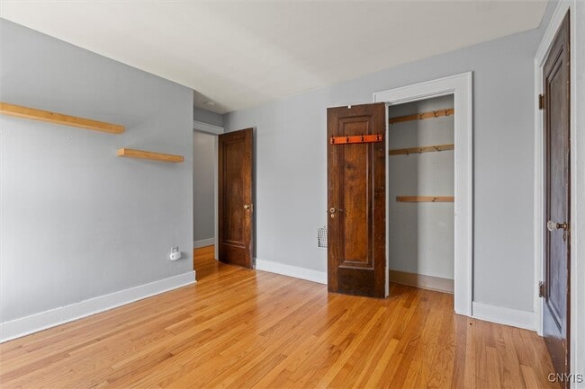 property at 114 Phelps Pl