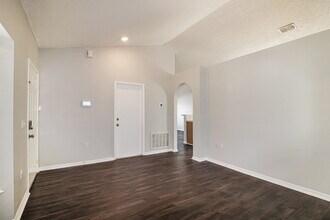 4088 Everett Ave in Spring Hill, FL - Building Photo - Building Photo