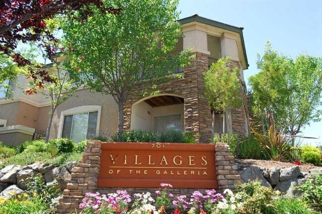 701 Gibson Dr, Unit 1526 in Roseville, CA - Foto de edificio - Building Photo
