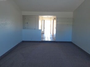 3293 Silver Arrow Dr in Lake Havasu City, AZ - Building Photo - Building Photo