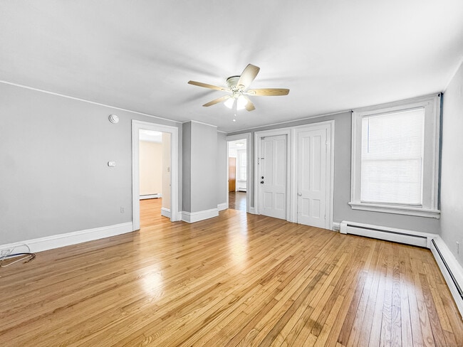 27 Loveland St in Middletown, CT - Building Photo - Building Photo