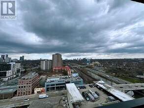 5-1605 Defries St in Toronto, ON - Building Photo - Building Photo