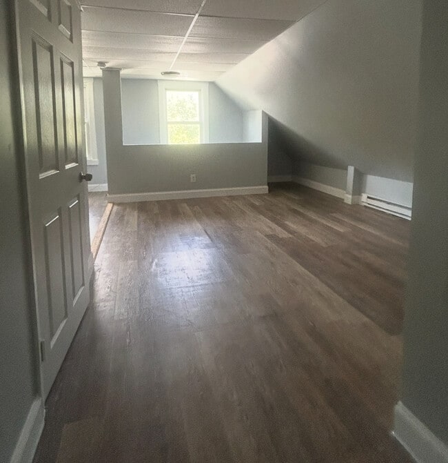 15 Middlesex Park, Unit 17 Middlesex Park Apt. 3 in Lowell, MA - Building Photo - Building Photo