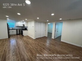 9225 38th Ave. S in Seattle, WA - Building Photo