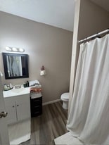 214 Main St in Caryville, TN - Building Photo