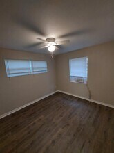 2247 Stella St in Ft. Myers, FL - Building Photo - Building Photo